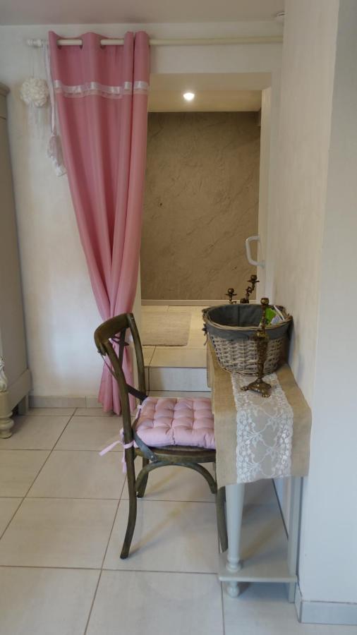 Le Jardin Des Secrets Bed and Breakfast La Voivre  Buitenkant foto
